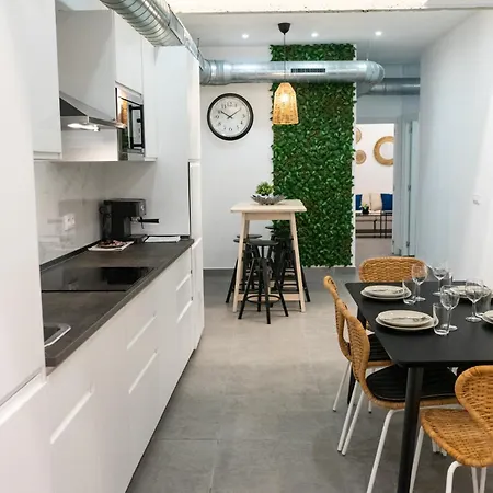 Apartament Stuning Next To The River - Sevillarooms